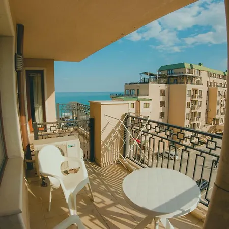 Goldensands Apartman *