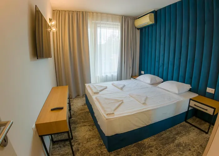 Goldensands Apartment *