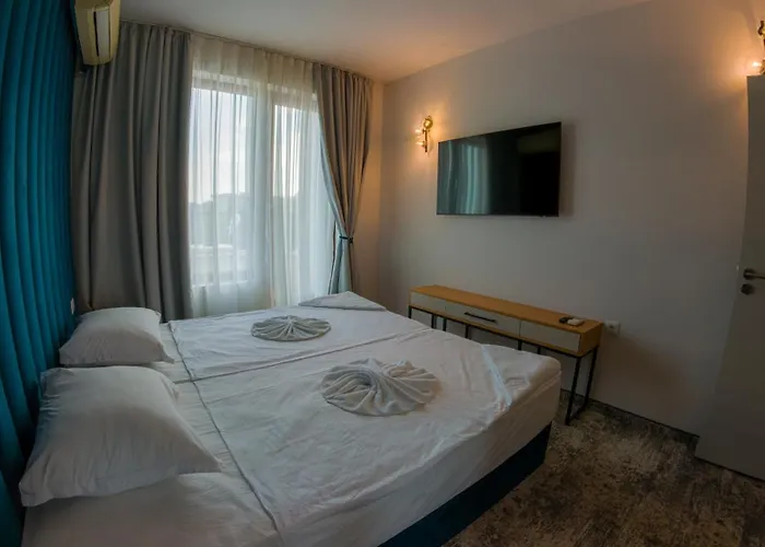 Goldensands Apartment *